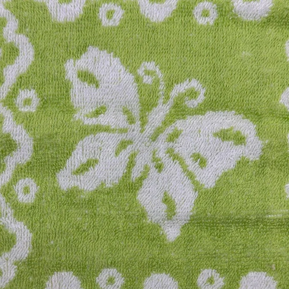 Vintage Washcloths Green Flower Daisy Butterfly Floral Bathroom St Marys USA 70s